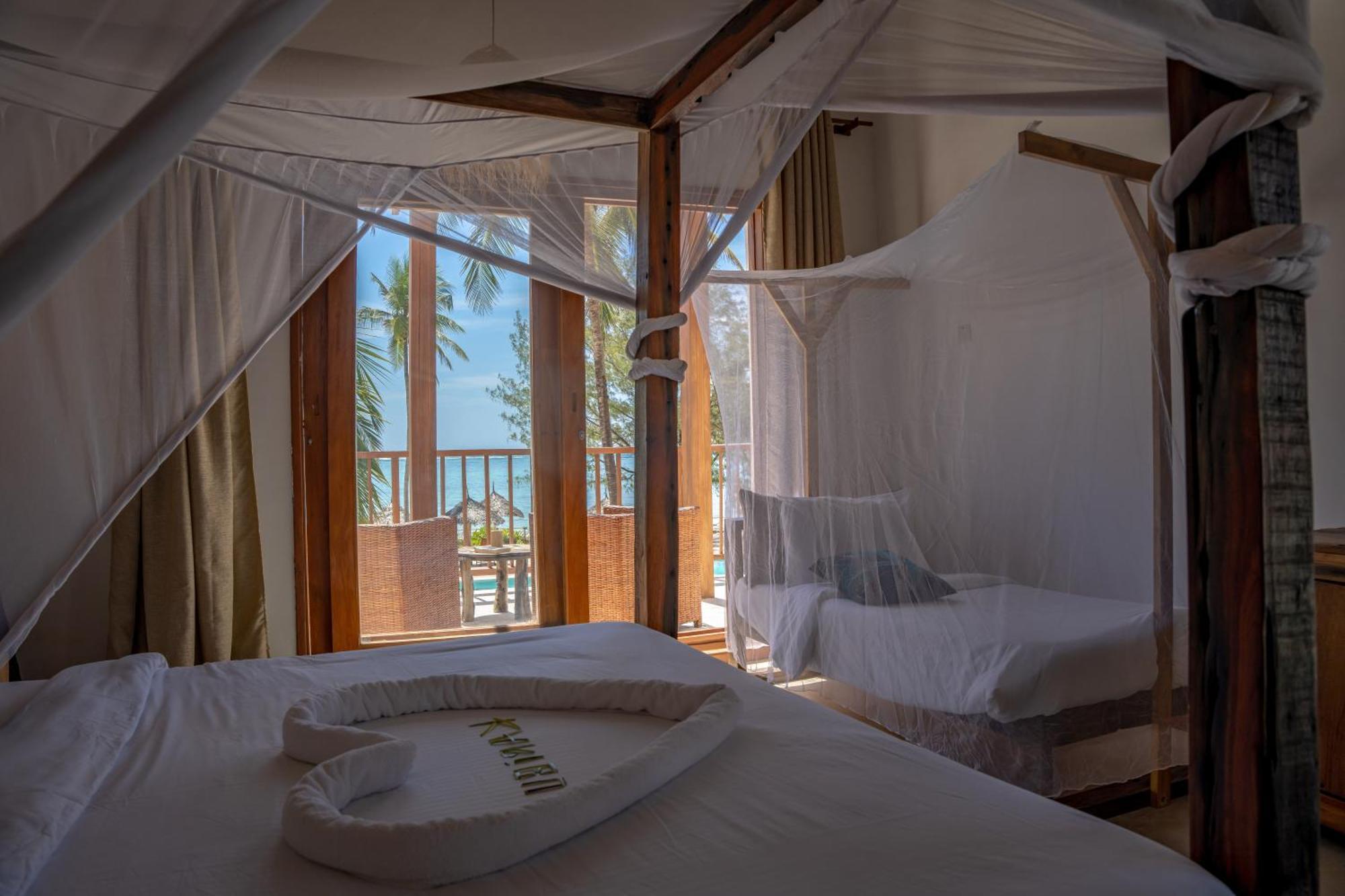 Natural Park Villa Resort Pingwe Exterior photo