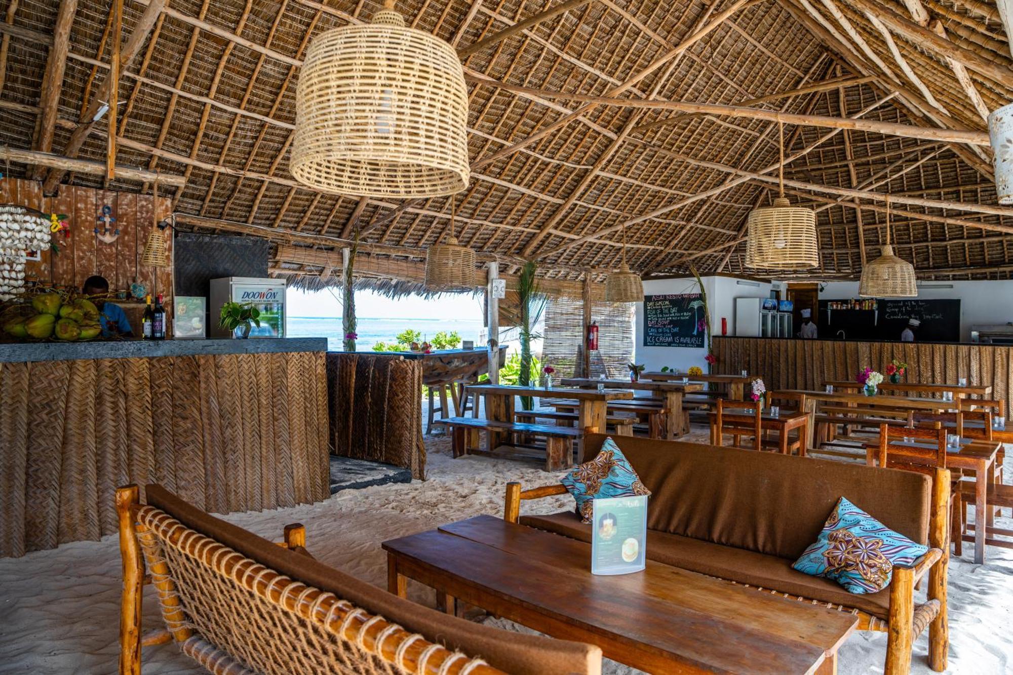 Natural Park Villa Resort Pingwe Exterior photo