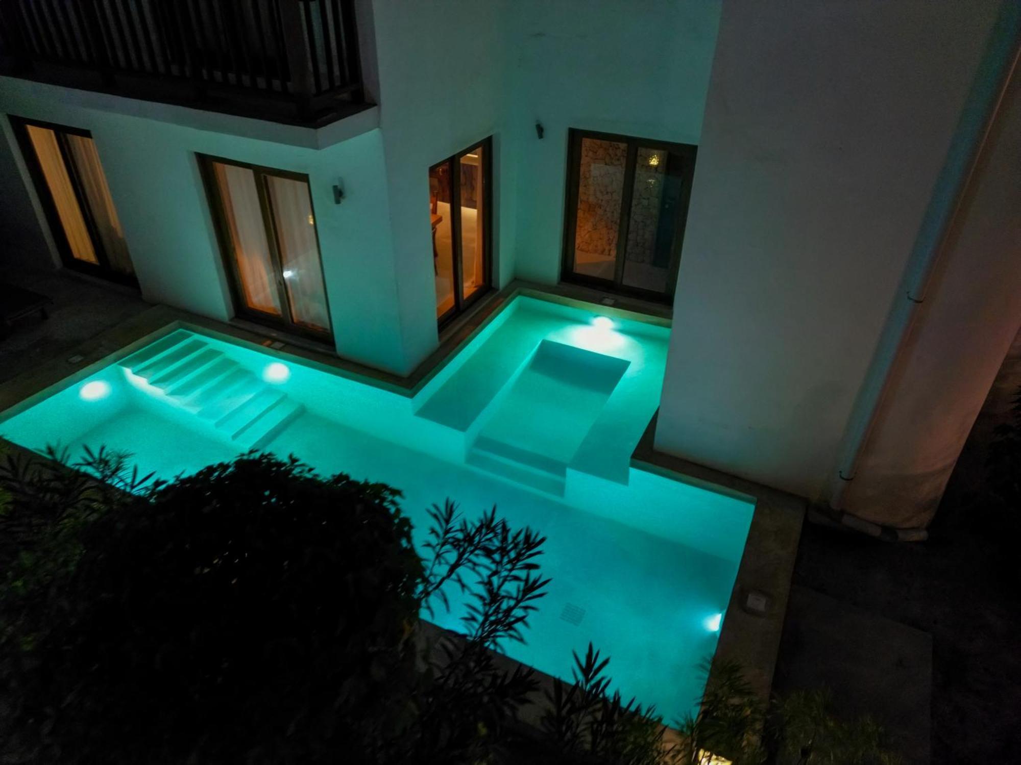 Natural Park Villa Resort Pingwe Room photo