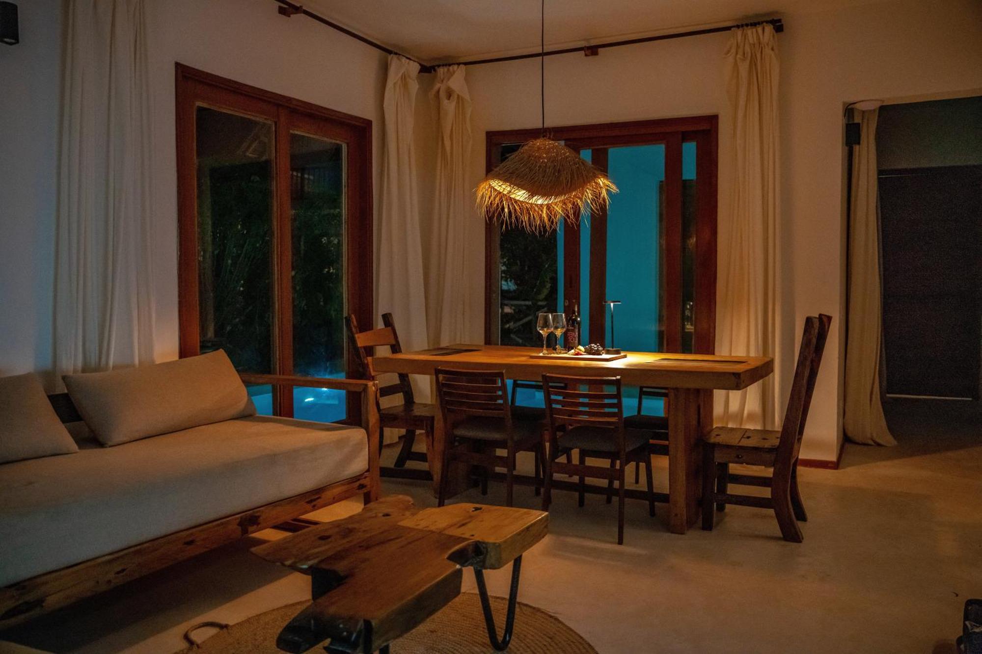 Natural Park Villa Resort Pingwe Room photo